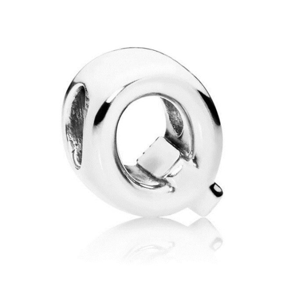 Pandora CA Letter Q Charm