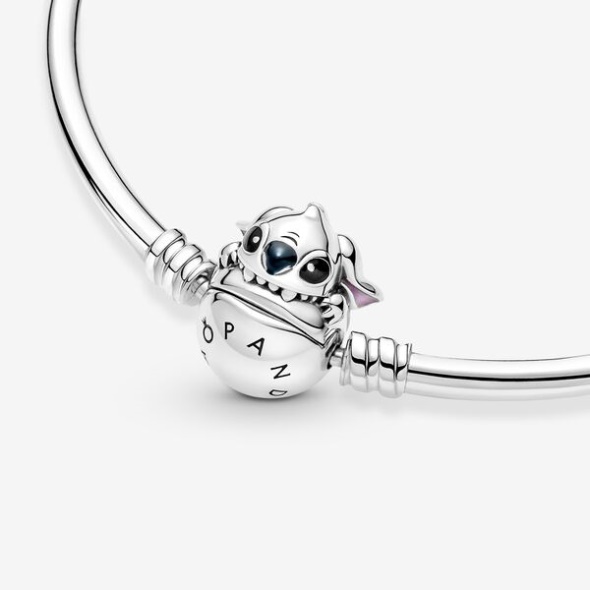 Pandora CA Moments Disney Stitch Biting Clasp Bangle