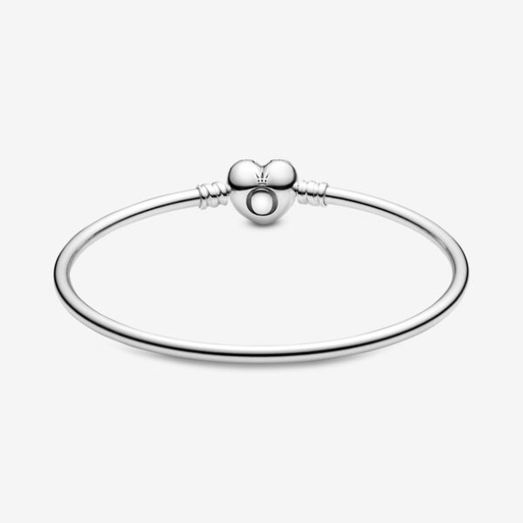 Pandora CA Moments Heart Clasp Bangle