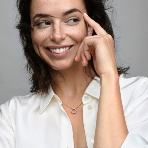 Rose Logo Pave Circle Collier Necklace Pandora CA