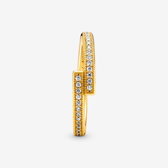 Sparkling Overlapping Ring Pandora CA Gold Plated