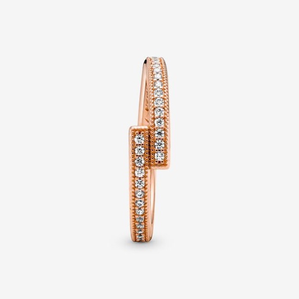 Sparkling Overlapping Ring Pandora CA Rose Gold Plated
