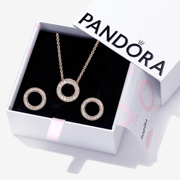 Sparkling Pave Circle Jewelry Gift Set Pandora CA