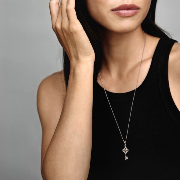 Two-Tone Key Flower Necklace-Final Sale Pandora CA